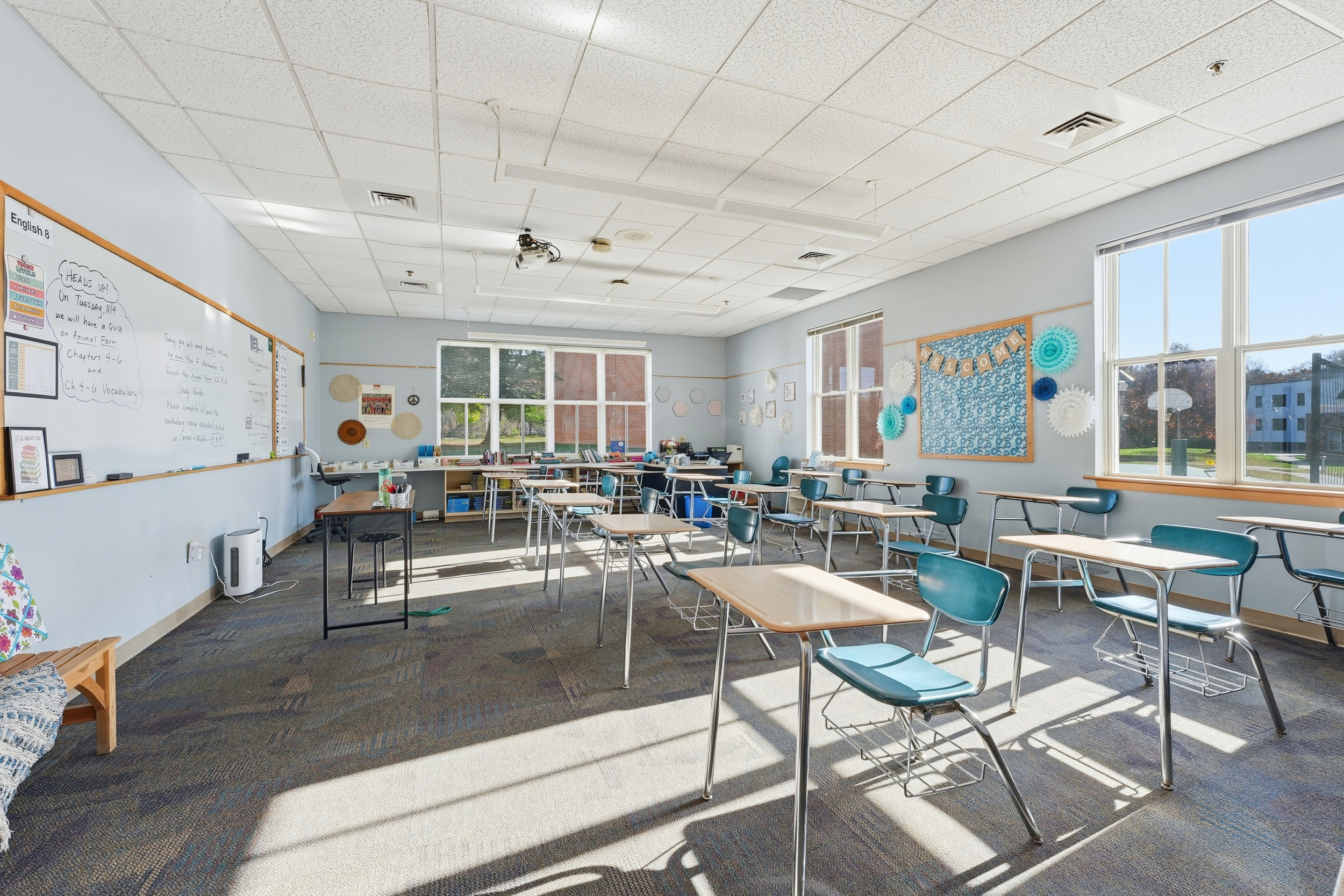 Bright Classroom for Workshops or Tutoring